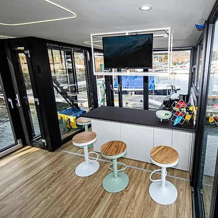 Houseboat Noemi Yacht Club Marina Di Verbella *