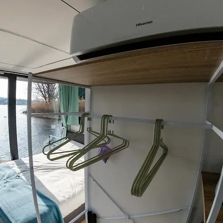 Houseboat Noemi Yacht Club Marina Di Verbella Lisanza